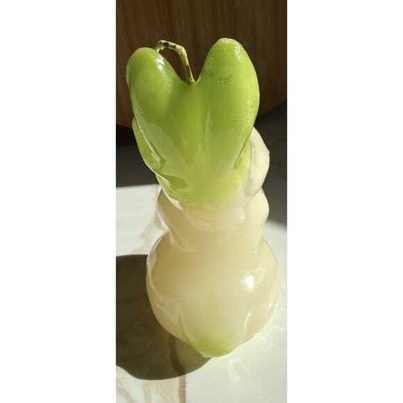 Vintage Easter Candle Green Yellow Bunny Candle 7 Inches - Picture 4 of 4